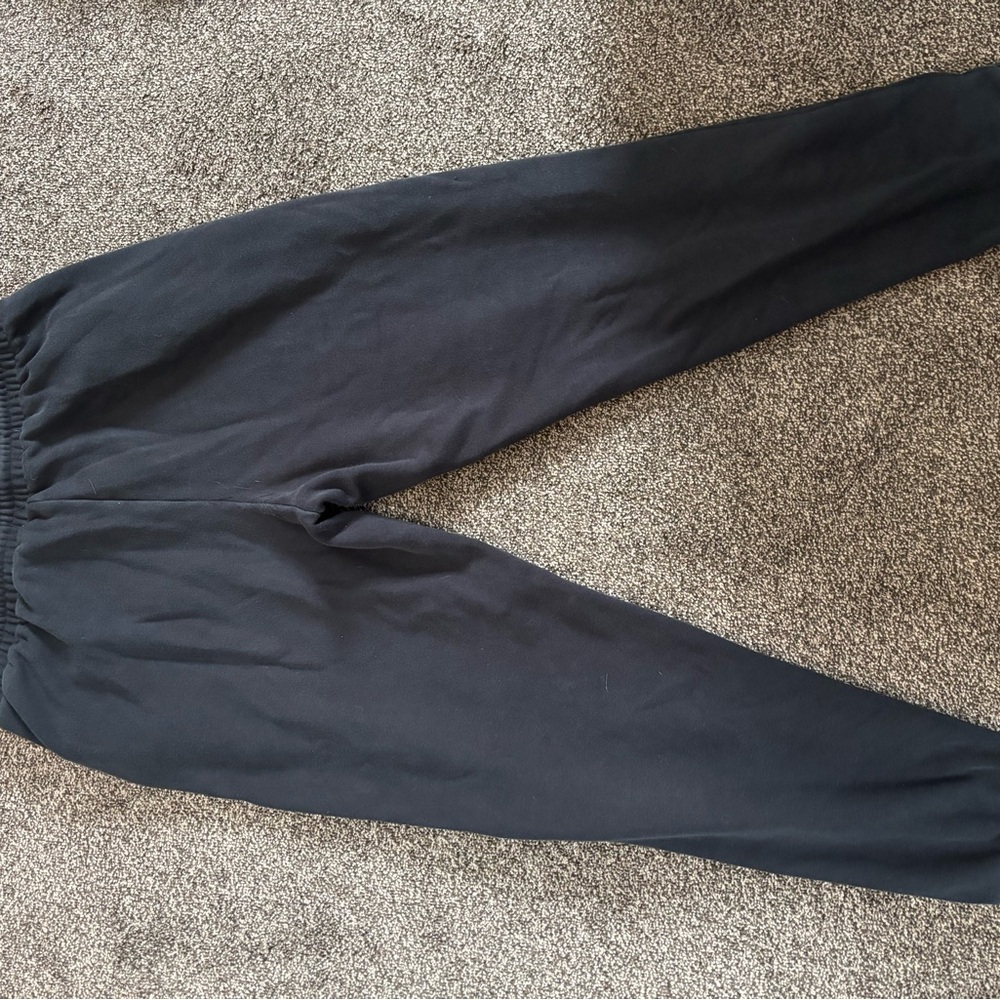 Fabletics Jogger Bundle - image 3